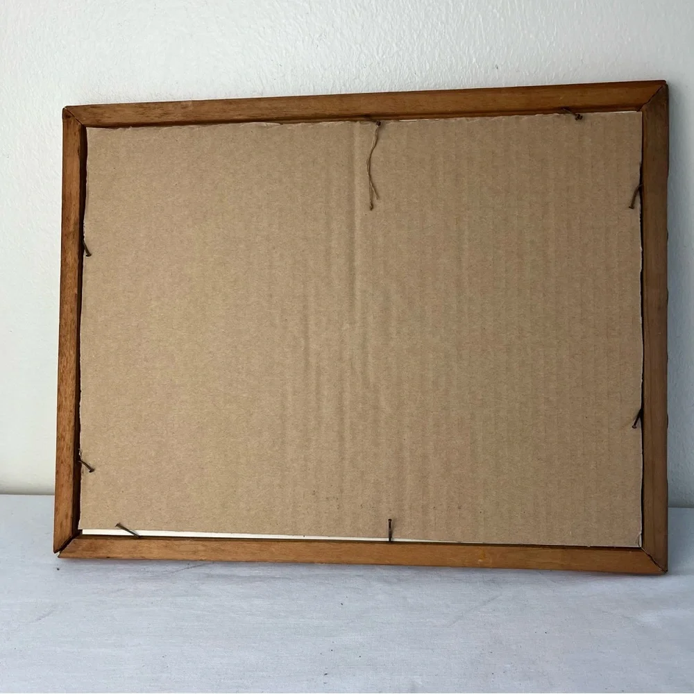 Vintage Sculpted Edge Maple Frame
